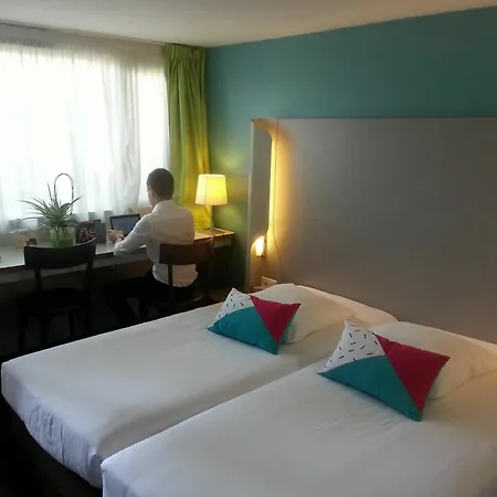 Hotel Kyriad Carcassone Ouest La Cite 3*