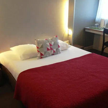 Kyriad Carcassone Ouest La Cite Hotel 3*